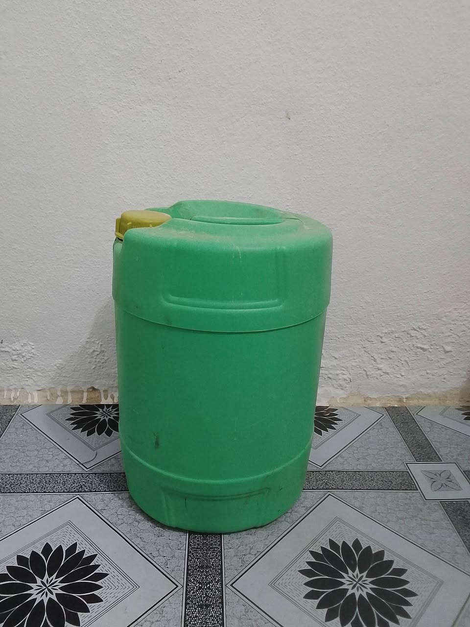 دبات للبيع وجلكانات للبيع مكان هيت يوجد توصيل ***********
