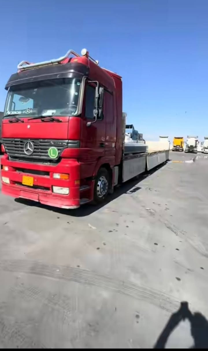 اكتروز موديل 2001  حجم 40 رقم اربيل
مثبت عربانه كامله للبيع ***********
