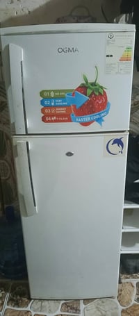 ثلاجة • شبه جديدة • حلة مركز المدينة