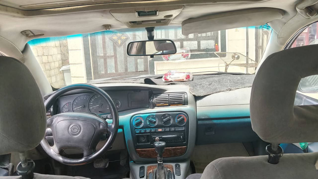 السلام عليكم اوبل بزون 
رقم مشروع وطني سنويه نافذه ال 2031
محرك 2000 
كير أوتو 
هزه جديده 
تحويل مباشر او وكالة 
رقم إنكليزي انبار
مكان سياره فلوجة 
تواصل واتساب 
سعر 30وبيها مجال 
مابيها تبريد سياره 
مصبوغة عام جماليه بدون ضربه أو معجون 
محرك بي خيط بخار والكير مرات يأخر ع بگ فقط 
***********
