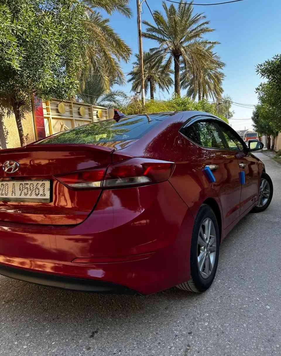 الانترا موديل 2018 سياره فول 1/1 للاخير بصمه -فتحه-شاشة ..رادارات…بصمات ابواب .مكينه 2000. دوش كير ومكينة كفالة !الحادث جامرلوغ +بونيد .بدون دواخل لسياره عليه ادامه كامله 
س/125
متشتري لضل تسئل رحمه لوالديك
***********
