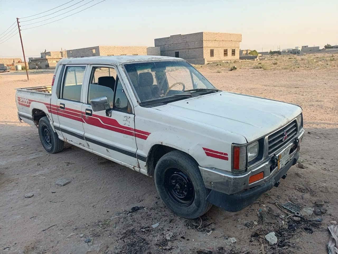 سلام عليكم مستوبيشي رقم بصره مديل 90 تحويل ثاني يوم سنويه منتهيه مكينه كير حداديه جدد شاصي كفاله      مكان البصره سفوان***********سعر 23وبيه مجال
