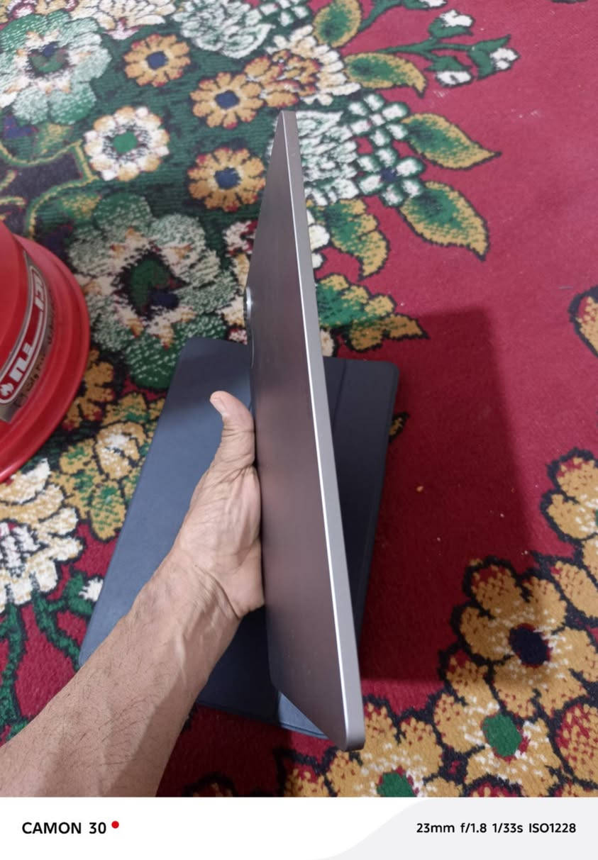 هونر باد 9 v للبيع اخو الجديد موصفات فول  دقه الشاشه 144 هيرتز جهاز يخبل شوف موصفاته ع يوت يوب السعر 520  الف بي مجال قليل


**إذا كنت صاحب هذا الإعلان وتريد حذفه لأي سبب، رجاءا أرسل رسالة إلى الدعم الفني**