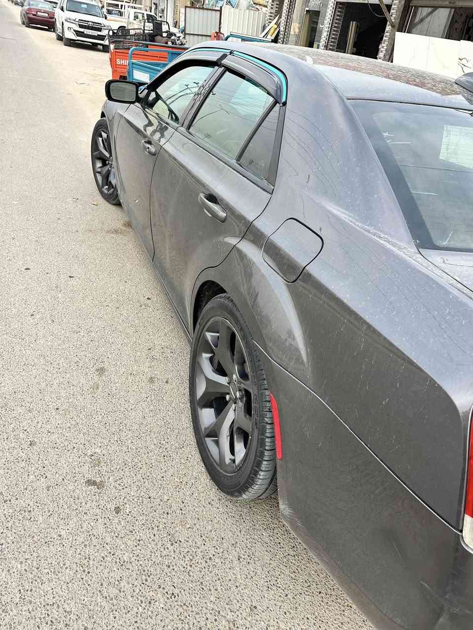 السلام عليكم اوباما S300 للبيع موديل 2015 سياره جاهزه مكينه كير  تبريد كله شغال رقم بغداد دولي مواصفات S معروفه بانوراما حادثه مال امريكا جاملغ وبنيد بدون داخل وبالعراق بيه قطعه صبغ وجاملغ سياره ربع متصرف عليها مكانها كربلاء السعر 180 مجال بسيط ***********
