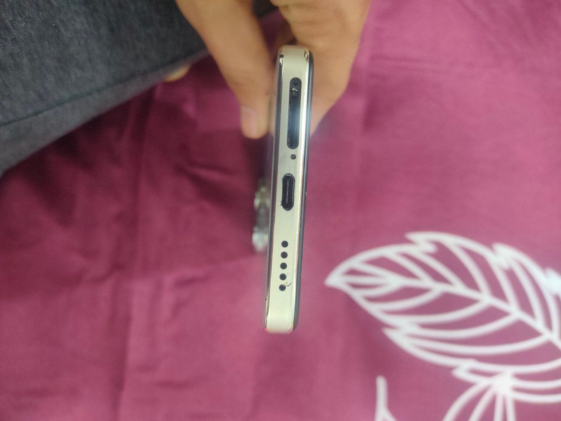 ذاكرة 256 عشوائية 6 رايدة ب200 بي مجال بسيط


**إذا كنت صاحب هذا الإعلان وتريد حذفه لأي سبب، رجاءا أرسل رسالة إلى الدعم الفني**