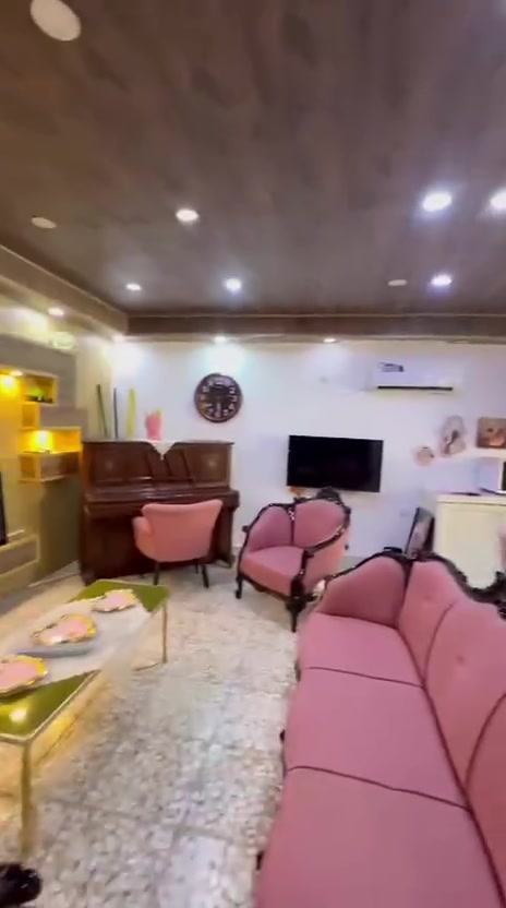 🔱 شقة  مؤثثة فاخرة الايجار 🐋

الموقع📍: الكرادة العرصات - قرب شركة بي ام

 📌 المساحة : 100م 

⭕ الطابق : الارضي

تحتوي على :

⭕ صالة

⭕ غرف نوم عدد 2

⭕ حمام عدد 2

⭕ مطبخ

⭕ ( يوجد بارك للسيارات )

⭕ كاميرات مراقبة 

السعر :تواصل خاص 

⭕️ ملاحظة مقدمة 4 اشهر

 

يوجد لدينا واتساب 📱
***********

🎫نستقبل جميع العروض والطلبات العقارية 

#بغداد #الجادرية #عقارات_بغداد #اراضي_للبيع #استثمار_عقاري المنصور الكرادة ا
