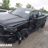 رام بيك هورن مكينه ٦ سلندر فور ويل ايتورك  ماشيه ٢٢ الف موديل ٢٥  صبغ ...