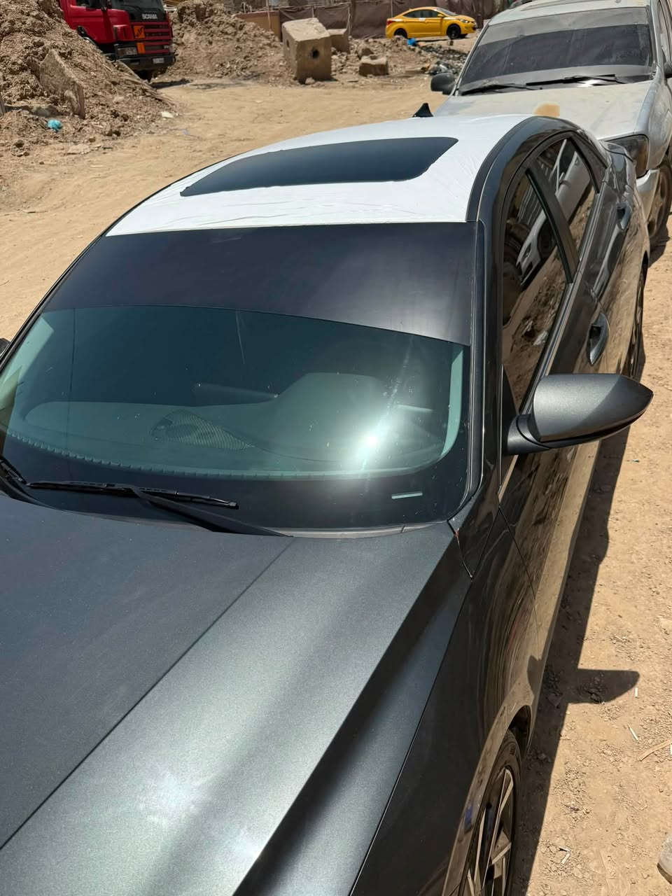 للبيع النتره 2025وارد أمريكي دخول جديد حادث قطعتين فول مواصفات ماشيه 20الف للبيع او امراوس بجارجر RT ***********
