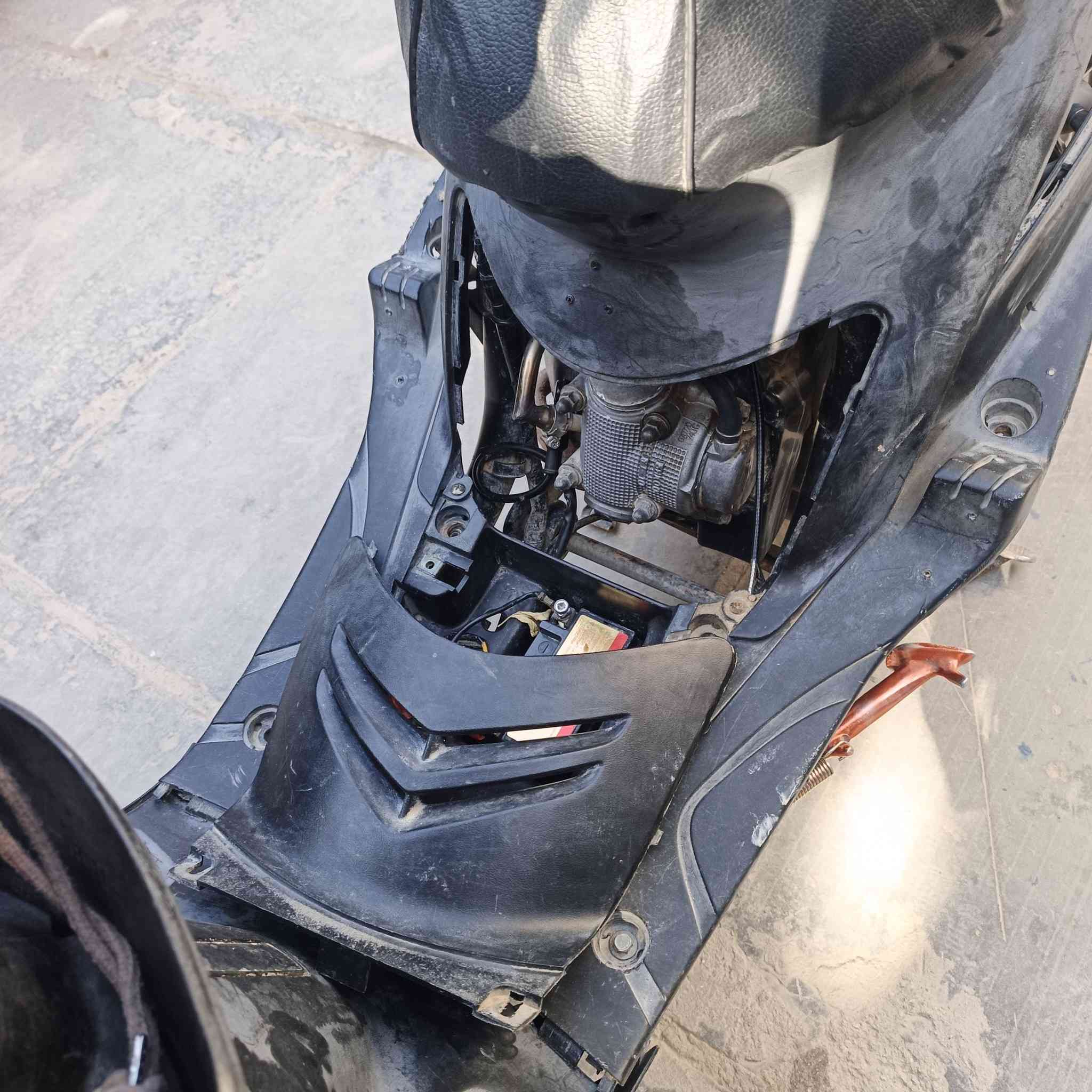 السلام عليكم
دراجه ماكس للبيع 
المكان دوانيه قرب ملعب الوحده
السعر خاص


**إذا كنت صاحب هذا الإعلان وتريد حذفه لأي سبب، رجاءا أرسل رسالة إلى الدعم الفني**