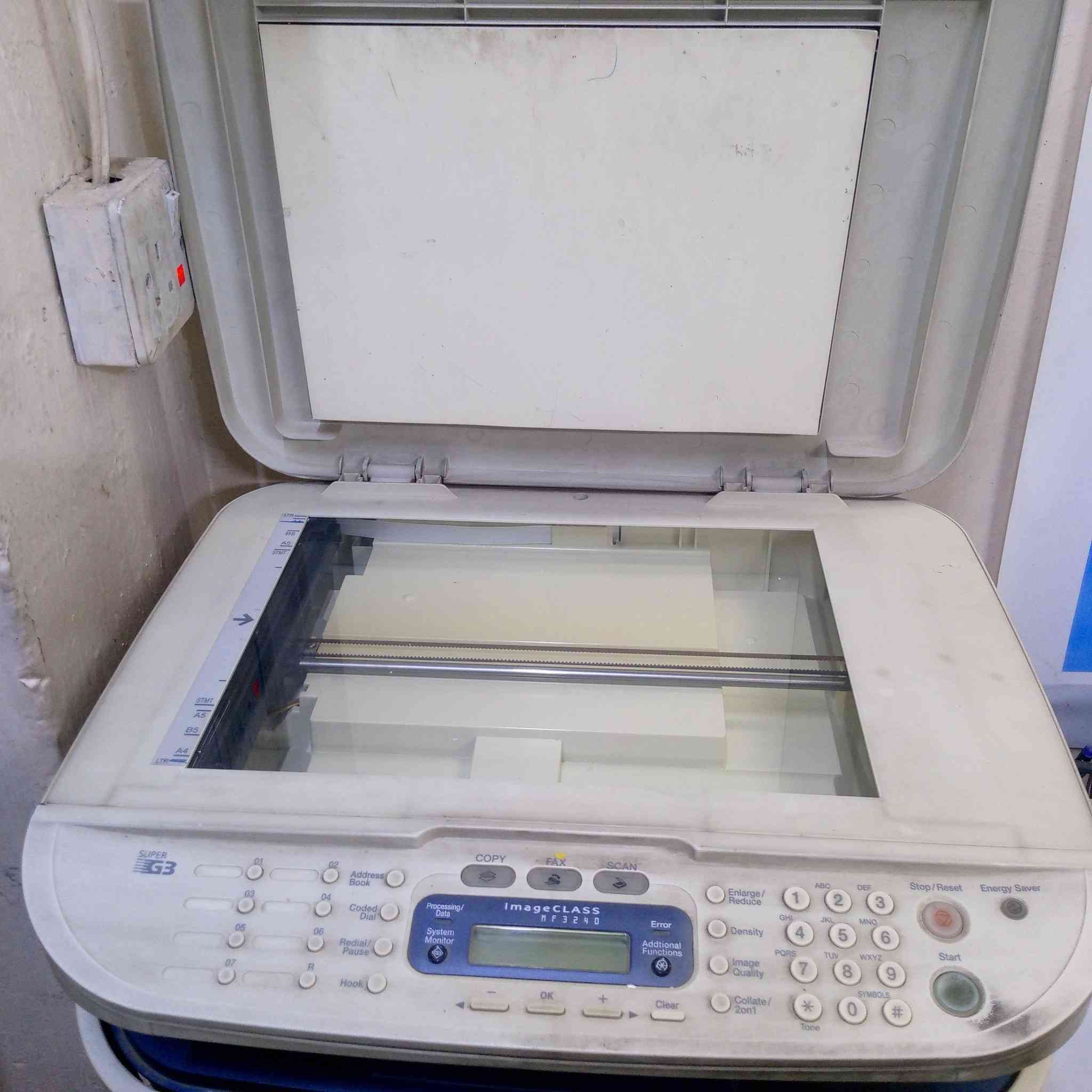 طابعه كانون ابيض واسود استنساخ وطباعه وسكنر سعر كاترج 10 الف دينار .. قيم واخذ وتعال خاص


**إذا كنت صاحب هذا الإعلان وتريد حذفه لأي سبب، رجاءا أرسل رسالة إلى الدعم الفني**