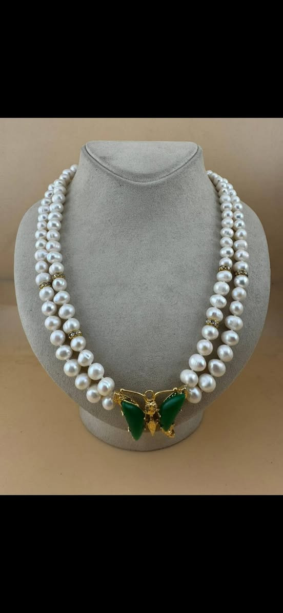 تخم مجوهرات من عالم الخيال ، حينما يمتزج فيها اللؤلؤ الطبيعي مع الاحجار النادرة الاصلية ليشكل روعة في الصياغة النادرة من القطع الملكية الفاخرة عالميا !!!    حصريا  ( الدار العالمي للانتيك )
***********       واتساب
