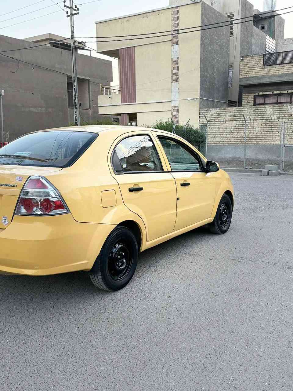 سلام عليكم
افيو 2011
شركه عامه 
كير مكينه كفاله 
محرك مفتوح المغروب 
صدر جديد 
السنونار مرفق بل صور 
عارضه 62 وبيه مجال 
مكاني البياع 
***********
