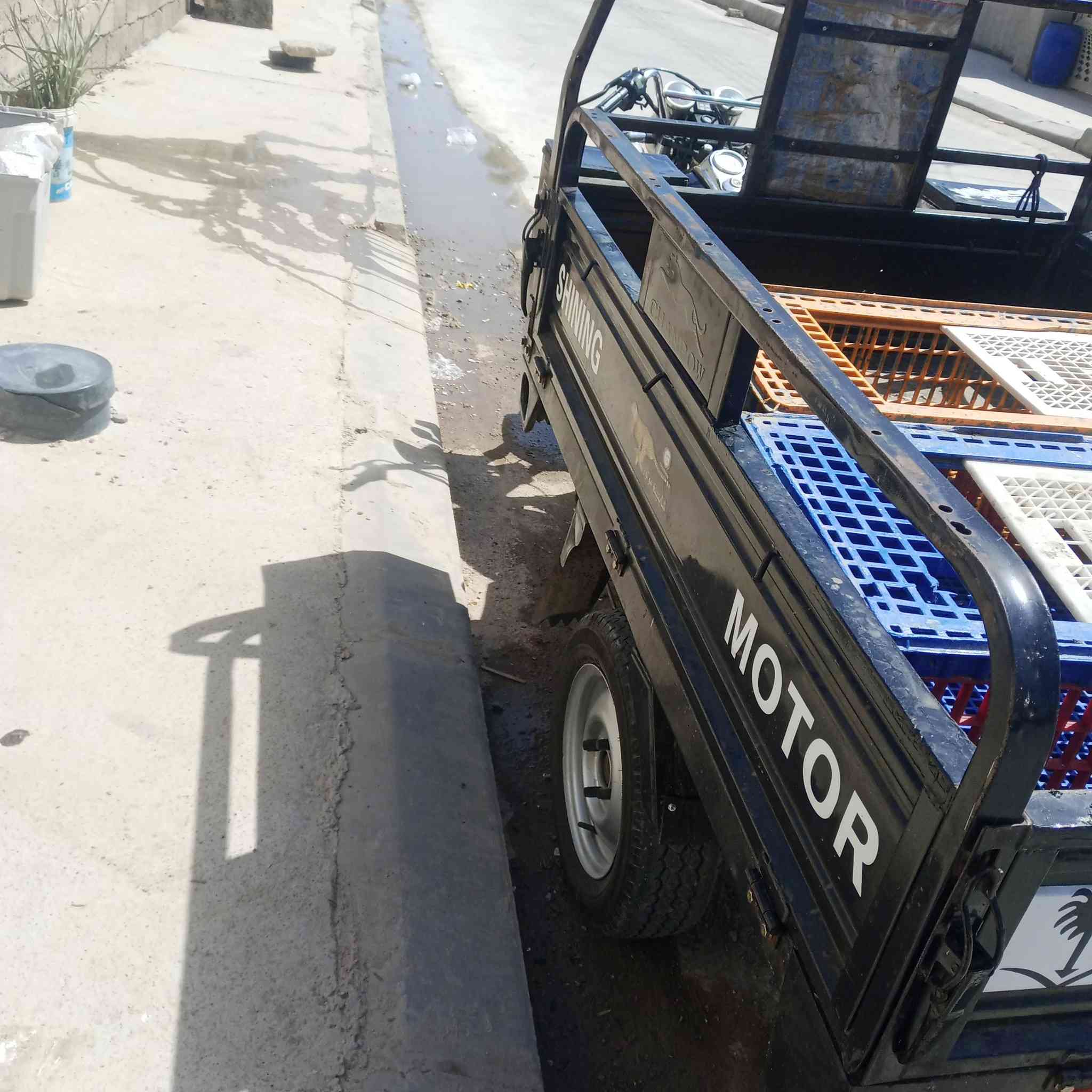 سلام عليكم ستوته موديل 23 محرك 24اوراق سلف هندر كهربائيات كامله السعر 1600او بيه مجال الرقم ***********المكان كنعان ديالى
