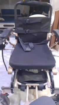 كرسي معوقين كهربائي • غير مستعمل • الديوانية