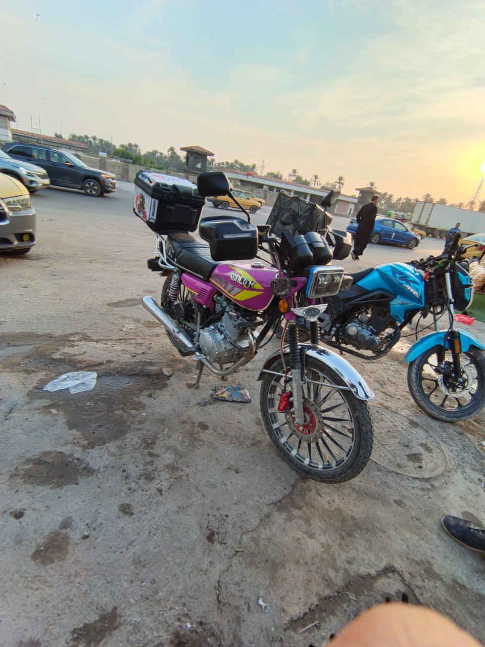 دراجه أيراني موديل 2025نضيفه فول شرط لفحص مابيها أي نقص مكينه بعدها بحيلها ما مفتوحه أبد كهربأيات كامله ويه بلوتوث تشتغل سلف وهندر وبصمه مستعجل عله بيعتها راسلني وتساب ***********
