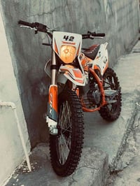 قفاز crx300 موديل 25  للبيع 07702361355  سعر 1200 بي مجال