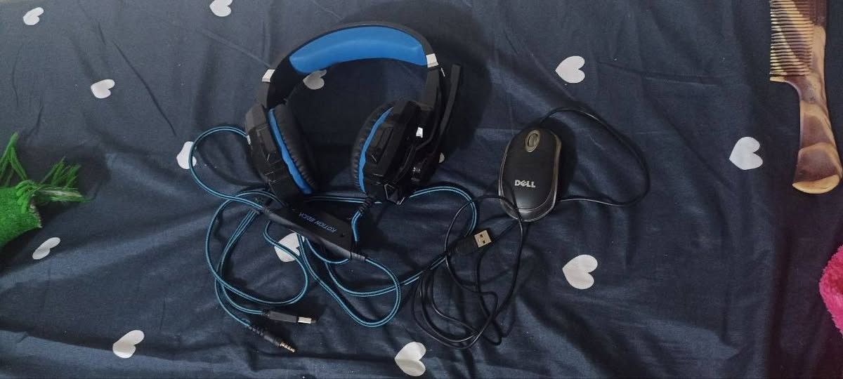 اكس بوكس ون فات مامفتوح للبيع
ذاكره نص تيرا

ملحقاته وياه

. الجوستك مالته اصلى ويجي وياه بطاريه شحن قويه و جلده تلبيسه الي بالصوره

. يحتوي على تيكن 7 مشتريتها ب 45 ألف و ريد ديد 2 نسخ ( ممكن متشتغل حالياً لكن مثبته بالجهاز ) و باقي الالعاب كيم باس ومجانيه

الجهاز ما مفتوح ونظيف وشغال وبي شويه مجال ب 150 ألف 

( اذا تريد وياه الماوس او السماعه او بدونهن )

يوجد توصيل داخل بغداد


**إذا كنت صاحب هذا الإعلان وتريد حذفه لأي سبب، رجاءا أرسل رسالة إلى الدعم الفني**