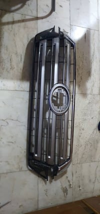 للبيع  قيم واخذ شباك لاندكروز من 2016الى2021 شباك شكل لكزز  مكاني بغدا...