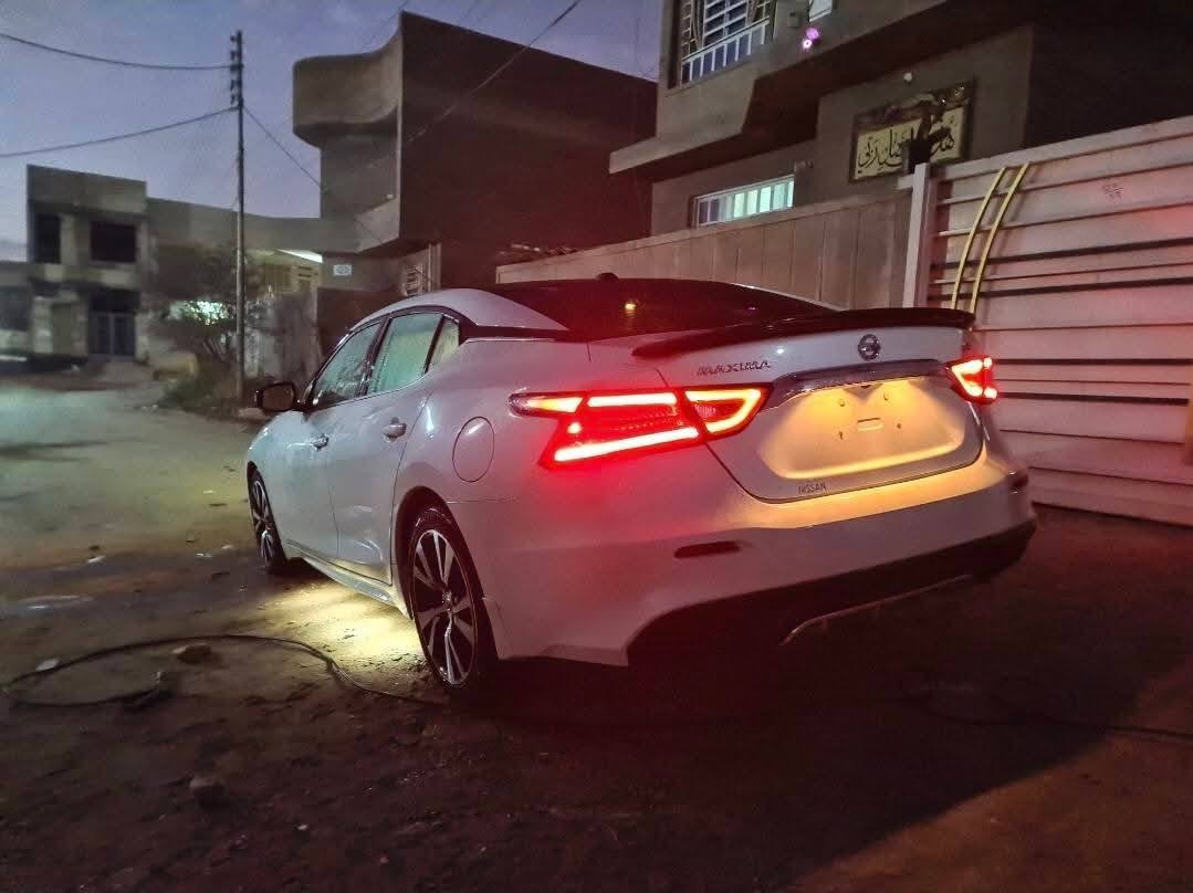 نيسان مكسيما 2020 SR
4كامرات 360 °
كشنات مخمل وجلد تدفئه تبريد
قطعتين تبريد 
بنوراما 
حساسات امامي خلفي 
اضائه ترحيب عند فتح الابواب
وبعد هواي بيها مواصفات ومواصفات SR معروفه
حادث السياره موضح بالصور مبدل فخذه وجاملغ وباب اصلي  مو تجاري بالامارات والسياره يرادلها امامه بسيطه وبرمجه حساسات كل الحساسات والرادارات وكاله اصلي ماشيه 62  الف
مكان السياره كربلاء السعر 135 وبيها مجال بسيط
للاستفسار ***********
