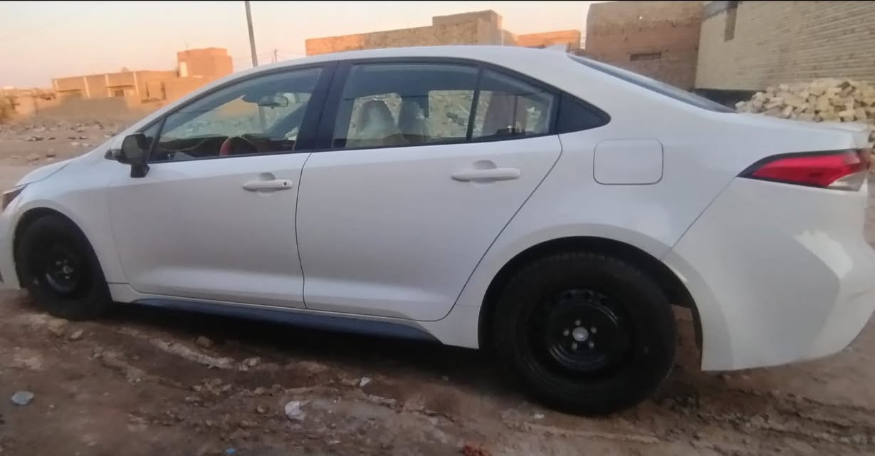 كورلا ٢١ se محرك ٢٠٠٠ ما شية اكثر من ١٠٠ حادثها بابين جهة العبري و جاملغ مع حافة البنيد معوقين قادسية باقية سنتين و كم شهر
 ***********
