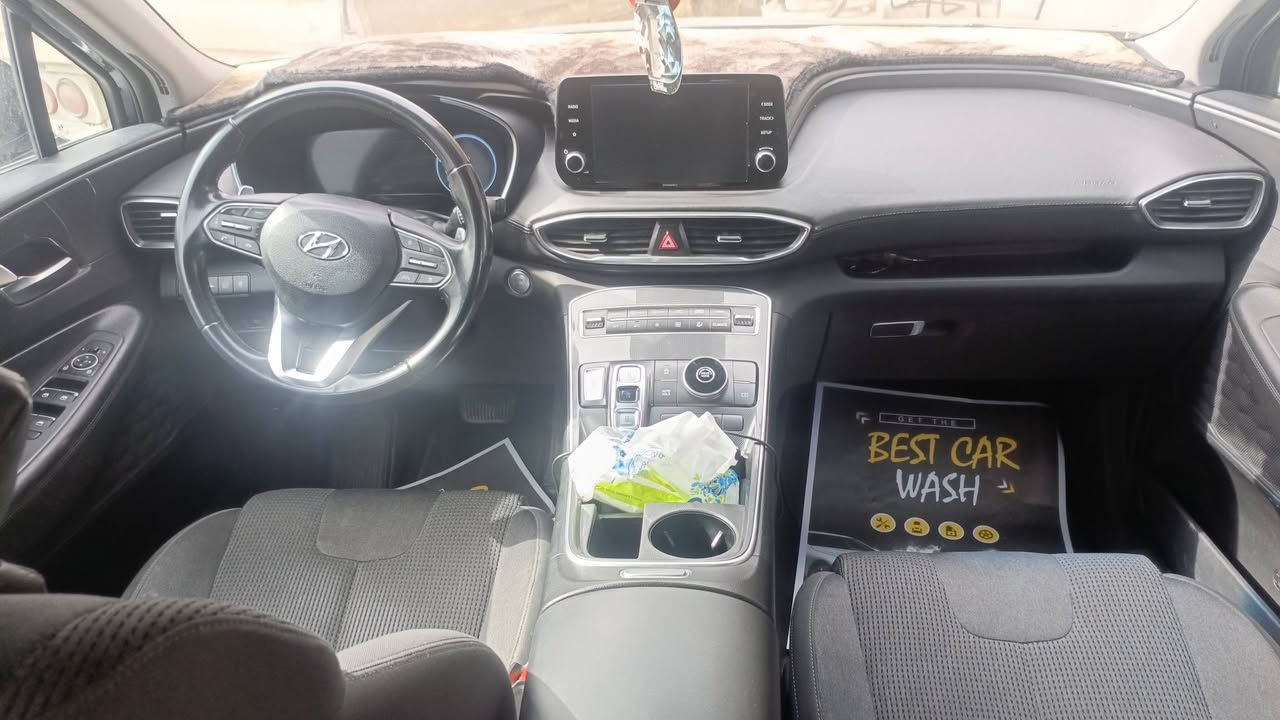 السلام عليكم سنتافي موديل 2022 السعر دفترين وخمس اوراق 205 
النجف رقمها نجف باسمنا حادثها جاملغ وبنيد نضيفظ كلش ماشية بس 80الف بس كير دكم خمسة راكب تيربو واورد امريكي والشراي بي خير ويدلل 
***********
