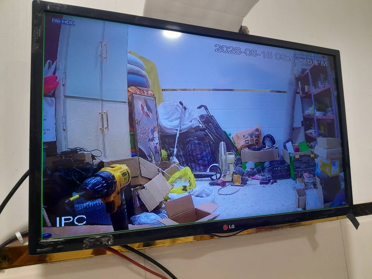 للبيع جهاز NVR 8h مستخدم نظيف لغة نكليزي 
السعر 50 مع توصيل


**إذا كنت صاحب هذا الإعلان وتريد حذفه لأي سبب، رجاءا أرسل رسالة إلى الدعم الفني**