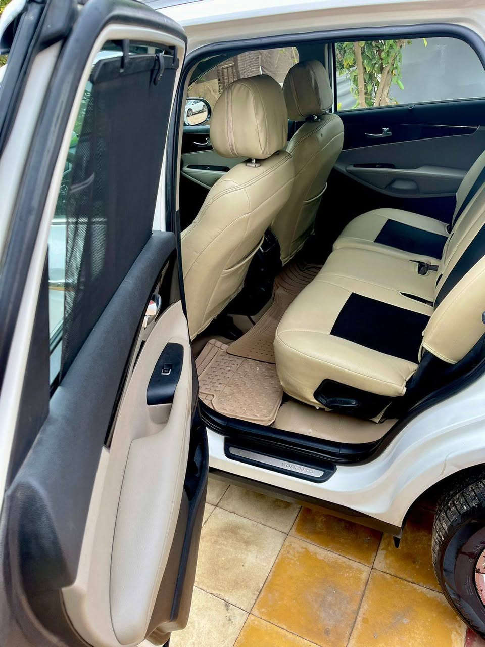 سورنتو 2017  متجايه 
فول مواصفات وارد خليجي 
المحرك  مجفت 
حداديه جديدة 

السعر 190


**إذا كنت صاحب هذا الإعلان وتريد حذفه لأي سبب، رجاءا أرسل رسالة إلى الدعم الفني**