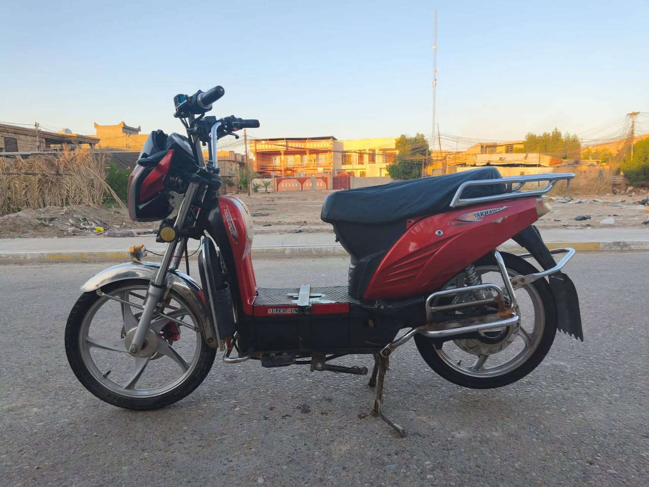 سلام عليكم
دراجة شحن هارلي  للبيع كشر بدون بطاريات
 كامل عل فحص السعر/ 150الف وبي مجال حك الجيه
الرقم الاتصال/
/*********** /***********
