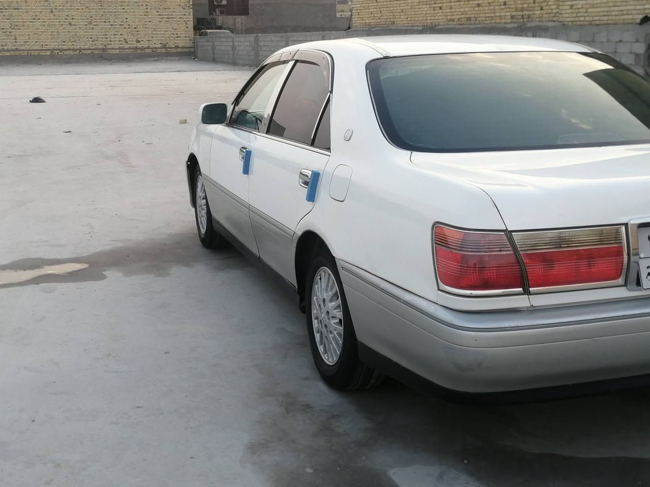 سلام عليكم جنون گصه قماره فقط نضيفه وحلوه كلش مديل 2002 ففيتي شرط برغي مامفتوح گير ومحرك تبريد كهربائيات كوله شغاله شرط اربع تايرات جدد دگمه وحده وساحب استماره اله السعر 55 وبيه مجال لشراي الصدك ناصريه مركز
*********** الجميع
