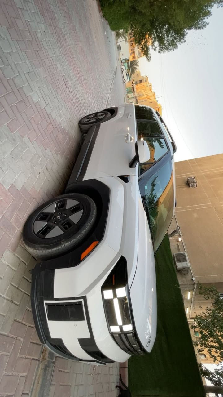 السلام عليكم سنتافيا 2025 لمتد اوتبارك وارد امريكي

   المسافه المقطوعه : 13 الف ميل 

   حالة الايرباك : برده فقط

الضرر : باب مبدله نفس الون الخلفيه و اشويه بالجاملغ 
            الخلفي و باب السكن الحافه مالته

حجم المكينه : 1600 تيربو + هايبرد 

                

#مواصفات

  شاشه

 كيجات دجيتل

  بصمه 

 تشغيل عن بعد

  رادارات 360

  ايقاف ذاتي

  ويل كب

  بكلايت لد 

  اشاير بالمري

    تحديد مسار

   نظام ايكو +سبورت + سمارت

    هند بريك بصمه

    اوتو هولد

   لايتات زنون عدسه عالي ناصي

    رادار امامي

    صندوك كهرباء 

   صندوك ذكي يفتح عند الاقتراب

    قطعتين تبريد 

    شفتات بالاستيرن

    برادات خلفيه

    حساسات خلفي امامي

     كامرات 360 درجه 

    كشنات جلد تدفئه تبريد

    كشنات كهرباء 

   كشن السايق ميمري 

   فور ويل 4x4

   نظام هترك 

  كشنات خلفي كهرباء

   سبعه راكب

 

السعر : 242$و بيه مجال 

تفاصيل اكثر هذا رقمي *********** تحياتي 

مكاني بغداد زيونه
