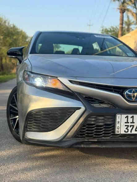 الهم صلي على محمد وعلى ال محمد 🤍
‏
‏🔮كامري 2023هايبرد(رقم بغداد)
‏
‏🔮محرك 2500 #هايبرد (كهرباء+بانزين )
‏فول مواصفات عده لفتحه
‏
‏🔮رادارات امامي وخلفي 
‏
‏🔮لايت زينون بلاد
‏
‏🔮كشن كهرباء 
‏
‏🔮نقط عمياء  (رادارات جانبيه )
‏
‏🔮بصمه 
‏
‏🔮كشن كهرباء 
‏
‏🔮اشاره بالمرأءه +نقطه عمياء
‏
‏فرشاته (دبل يعني كاربد وربل ) وعدته وكل تفاصيله وياهه البلاديه 
‏
‏🔮تحكمات فول 
‏
‏🔮سايد بريك كهرباء
‏
‏ 🔮مود درايف  بالهايبرد 
‏
‏🔮تحديد مسار  
‏
‏انارة داخليه محيطه
‏
‏حساسات خلفية وأمامية 
‏بيهة بعد مواصفات هواية 
‏
‏السياره SE
‏
‏⚗️نظام اطفاء المحرك الهايبرد 
‏
‏🩸نظام تحويل الطاقه ا
‏
‏ الى البطارية 
‏
‏الضرر فقط لجاملغ مبدل ومصبوغ  ول بنيد نفسه مصلح ومصبوغ  شي بصيط  والسياره بدون اي دواخل السياره 
‏ 
‏مرتبه وماشيه ٤٠ الف 
‏
‏مكان السياره بغداد الشعب  
‏   واتساب ***********
‏صور الحادث مذكوره بل منشور ول اريرباك راجع سيستم
