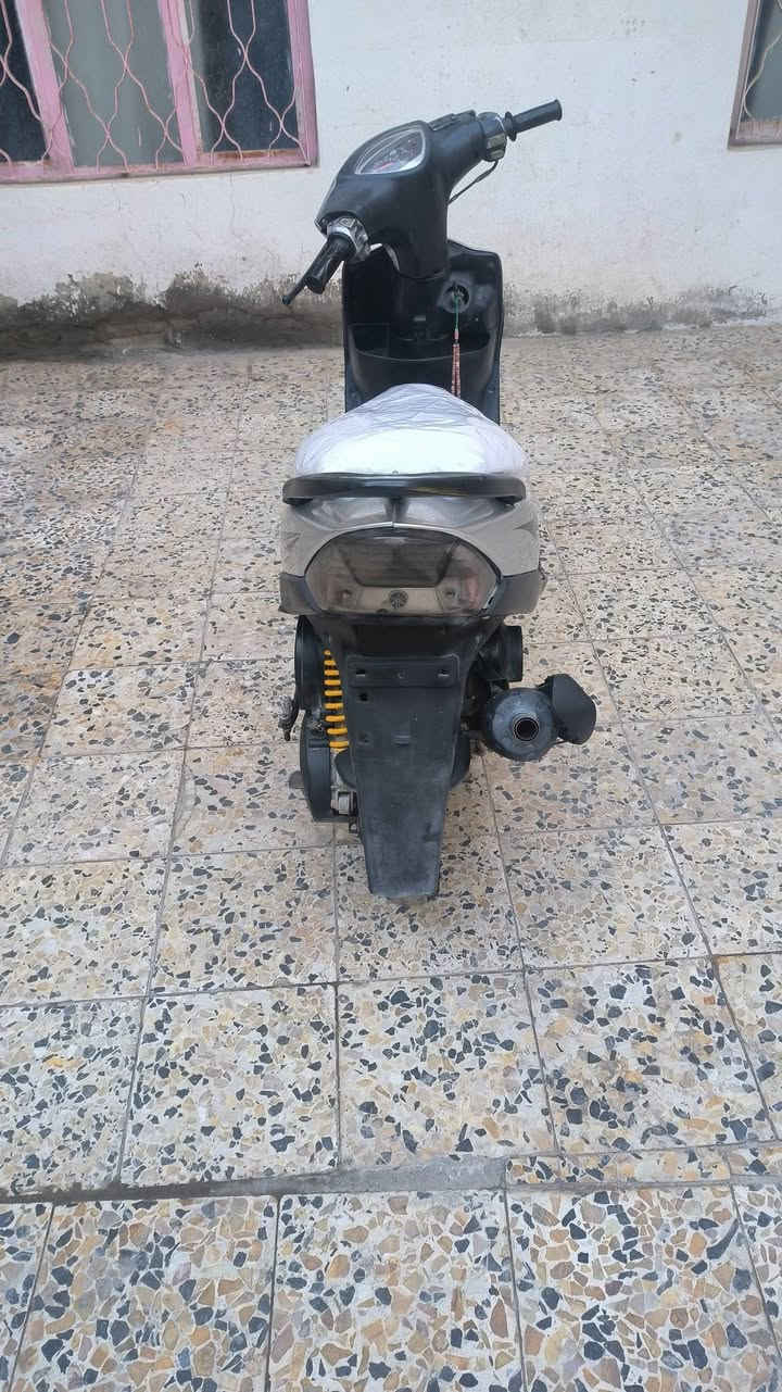 دراجه ماكس عدله مفتوحه فقط ولفات دراجه كامله مكمله كلهه شغاله سلف هندر كهربائيات عداد اشاير هورن ماذب عليه ربع دينار السعر 675وبيهه مجال الدراجه انضف من الصوره مكاني قضاء المدينه ***********
