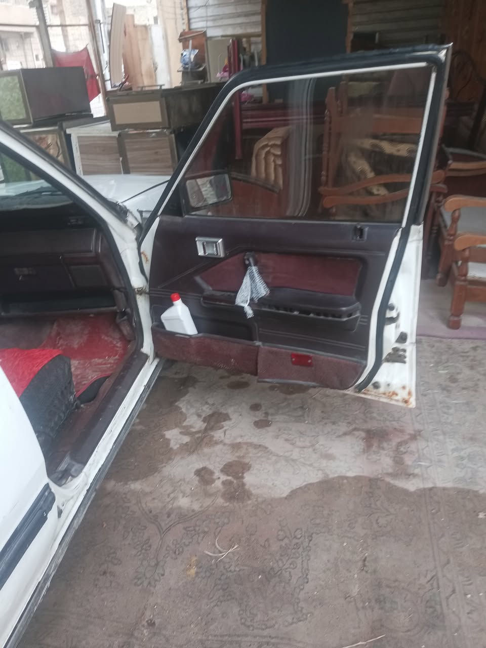 سوبر 1985 محرك بطة2.500رقمهة بغداد كهربائيات وتبريد  شغالة الاستفسار*********** السعر50$
