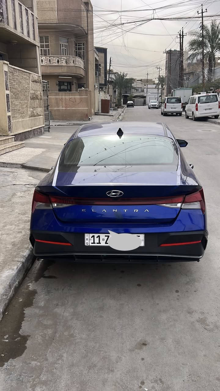 النترا امريكي 2023 

(حادثها  دعامية خلفيه فقط صور الحادث موجوده )

وصار حادث هنا ابودراجه وبدلت بابين مال شركة ونفس اللون جهة الصدر بدون قطرة صبغ / تخم تاير جديد 
بچم كبس 
سنوية بأسمي

 مواصفات/
بصمة تشغيل
مستشعر وقوف
تدفئة مقاعد
نظام فرملة الطوارئ
تشغيل عن بعد 
وضع قيادة
بصمة ابواب
رادار امامي جانبي خلفي
تبريد شاشه منفصل
شاشة عطلات 
صندوق ينفتح عند الاقتراب
نقطة عمياء 
تحديد مسار
تحكم استيرن فول 
شاشه+ كامره دواره
  مانع انزلاق 
لد نهاري
ويل كب اسود
اكروز سرعه 
ثلاثه انظمه قياده
محرك 2000 دوش
 ماشيه 49 M 
رقم بغداد تحويل ثاني يوم
 
السعر 147$

***********
