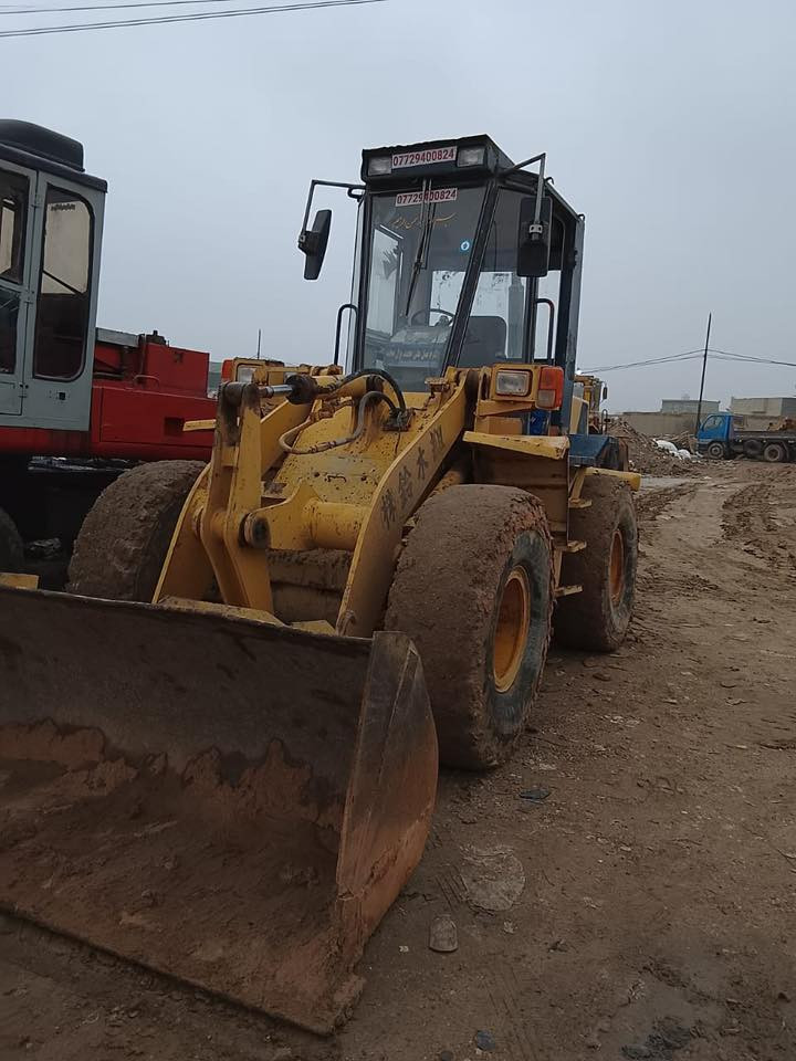 سلام عليكم كوماتسو حجم 100مكينه تجفيت جديد
كير اكسن جاهز العمل رقم بغداد الجديد سنويه 29
سعر 215

‭0772 940 0824‬
