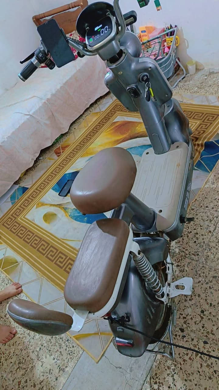 دراجه للبيع جاهزه من كلشي سعره 250الف للتواصل علرقم ***********بغداد الصالحيه
