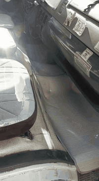 السلام عليكم 
دوشة الزهراء 
عمل دوشمه انواع السيارات 
عمل كشنات 
عمل ارضيه
عمل قماره 
عمل سفاري 
اجود انواع الاقمشه والجلود 
بأدارة 
رزاق ابو حسين         *********** فقط اتصال 
***********
بغداد الشعله الشارع العام قرب شارع الزركاني
