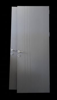 بابين جديد • طول ٢٫١٥م • عرض ٨٢سم