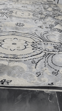 السلام عليكم 
كاربد نظيف شوفت عيونكم 
الطول 4ونص والعرض 4 متر العنوان شارع بيت غظيب السعر 125 وبيها مجال رقم لهاتف ***********
