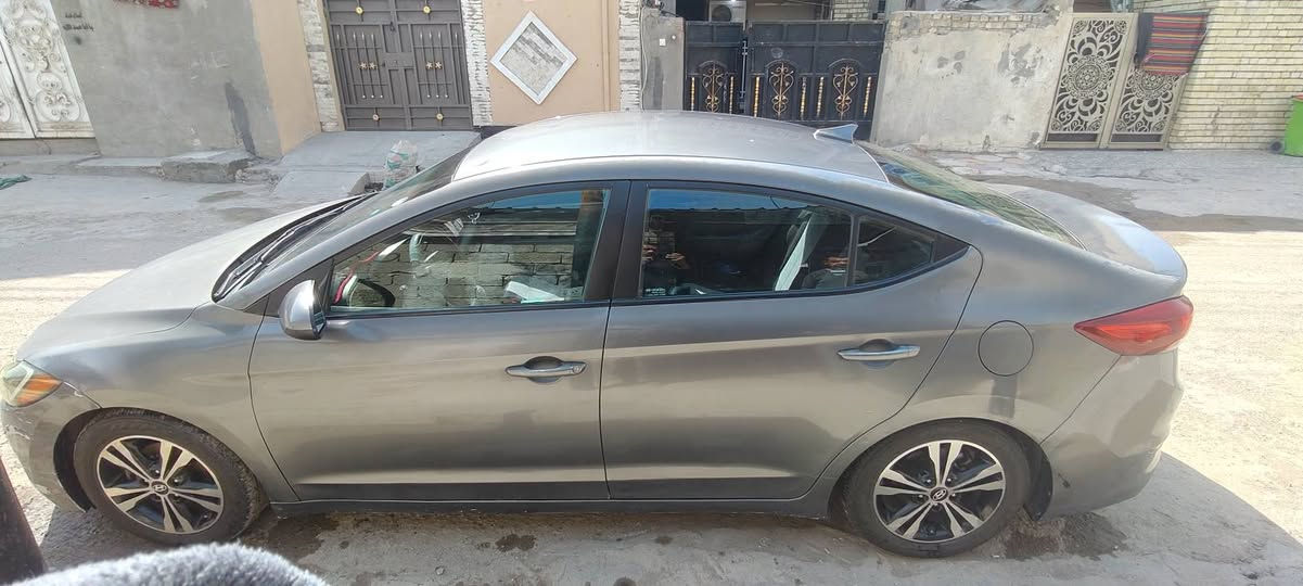 السلام عليكم
النترا موديل 2018 وارد امريكي مبدل بيها 4قطع ماشيه 134الف ميل محرك كير مكفوله
تايرات تخم جديد الاتصال ***********
*********** السعر 105 وبيها مجال بسيط
