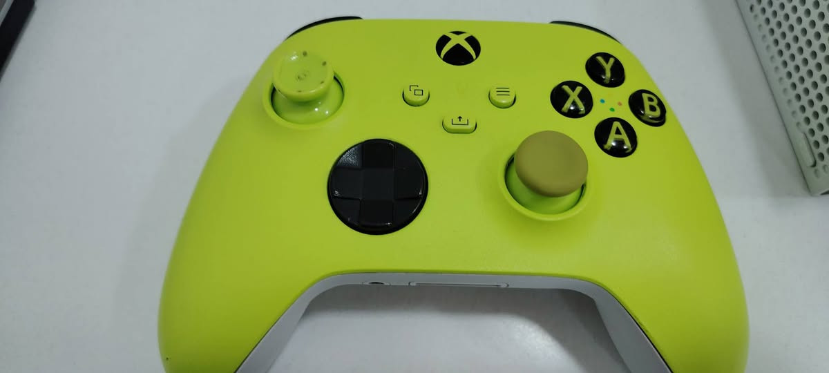 السلام عليكم اكس بوكس سيريس اس جديد جديد مامفتوح ووياه فيفا 26 مشتريه ويدتين وحده عاديه والثانيه احترافيه وكبلاته كامله ووياه هارد 1 تيرا  اريد اراوس بأيفون بالي عدك واكدر اطي زياده ويه اكس بوكس لل150 الف هاي امكانيتي


**إذا كنت صاحب هذا الإعلان وتريد حذفه لأي سبب، رجاءا أرسل رسالة إلى الدعم الفني**