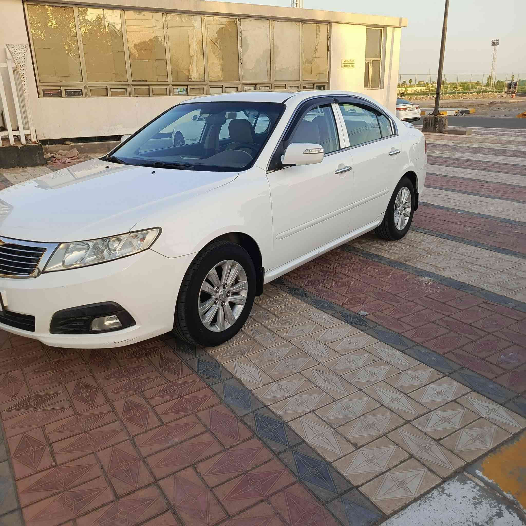 السلام عليكم 
كيا اوبتيما للبيع 
السياره جديده بمعنى الكلمه 
خليجي كفاله عامه 
فول مواصفات 
مكينه 2000
مكينه وكير وتبريد كفاله
حداديه 100/100 
بصمات عدد ثنين 
السياره كلشي ماعوزه برغي 
رقم بغداد 
سنويه لل 31 باسمي 
مكاني ناصريه سوق الشيوخ 
خاص ماكو 
رقم الهاتف 
‏‪***********‬‏
السعر 140 وبيه مجال بسيط
