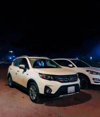 جاك GS3 • ٢٠٢٠ • فتحة سقف