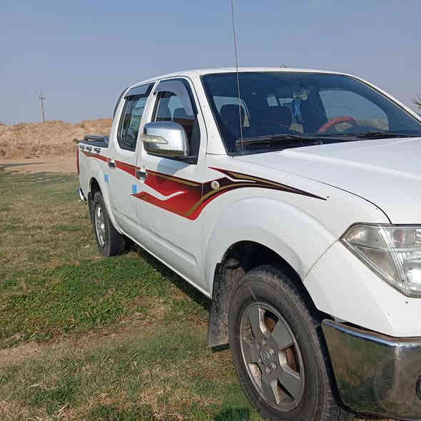 سلام عليكم نيفارة للبيع ٢٠١٢رقم نجف مكفولة بيه بارد قليل محرك vvt تماتيك بلادالسعر١١٥بيه مجال***********
