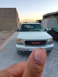 يوكن ٢٠٠٤ • مكينة ٥٣٠٠ • رقم بغداد