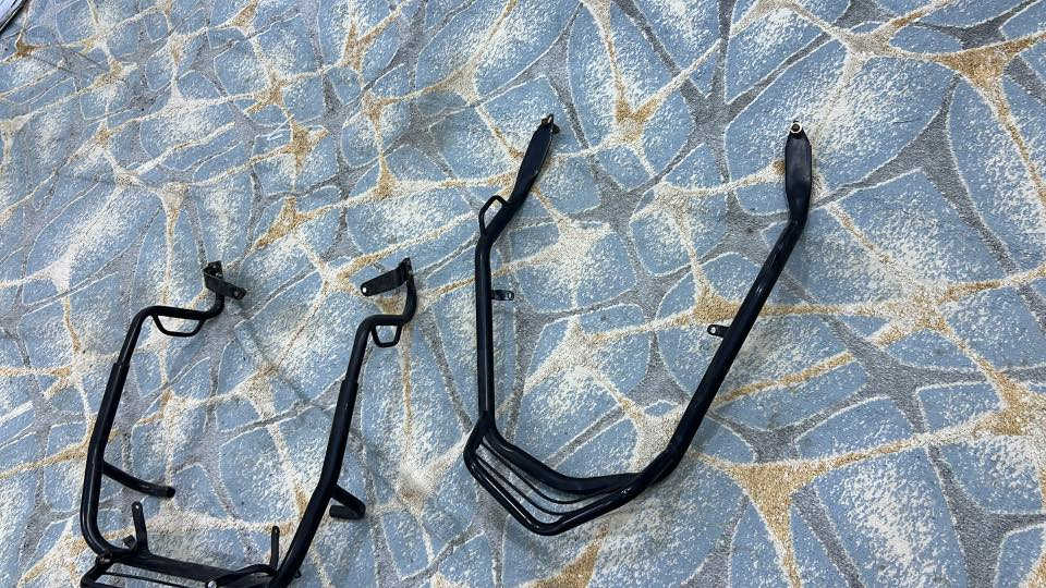 سلام عليكم خراض زت أر لبيع مكاني الرميثه رقمي ***********
