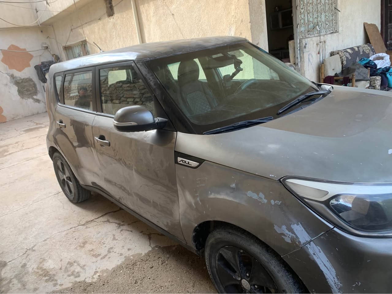 كيا صول 2014 محرك 1600 gdi  السياره كير ومحرك وصدر  درجه اولا .تبريد ثلج تخم تاير  رقم بغداد باسمي سنويه لل31 بيها هزه تخلص الشهر السابع  للتواصل *********** غير متواجد عالفيس مكاني بغداد البياع بغداد, العراق
