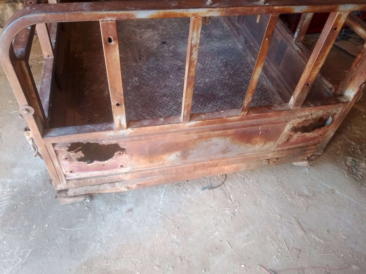 بدي.   2007. لبيع 125وبيه مجال قليل مكاني بابل محاويل ***********
