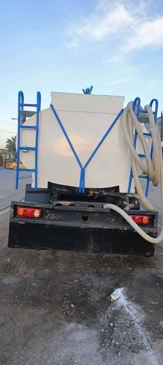 آلُـۜسـۨۚ(✋)ــِۖلُأمٌ ؏ـليۜـ(💜)ـكـۜم
تنكر فتون صيني🚗
موديل 2007👋
رقم نينوى🙋‍♂️
بيها حصة كاز⛽
شرط التحويل سنوية جديده  👋
بدون ضرر مكفوله 👋
محرك وكير شرط 👋
بي GPS + حوضية نفط

#السعر-74$💸 وبيها مجال 
 العنوان.#مكتب_ريسان_لبيع_وشراء_السيارات (#موصل_الجانب_الايمن_حي17تموز_سايدين_الاقتصادين_مقابل_قطاع_الربيع) 
#اوقات_العمل⏲️ موجودين بالمكتب من ساعه10صباحاً الى الساعه 9مساءً 
ملاحظه يرجى الاتصال من الساعه العاشره  صباحاً الى الساعه العاشره مساءً 
للاتصال
📱***********
📱***********
#مكتب_ريسان
