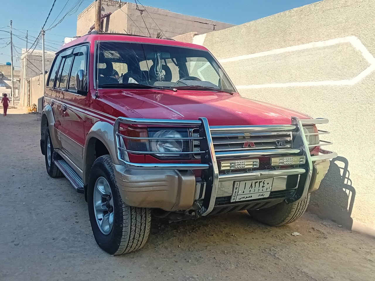 سلام عليكم باجيرو ٩٥ كير ومحرك بلاد مكفوله فقط صبغ حزام للجماليه رقم بغداد بأسمي تحويل ثاني يوم مكان بغداد للبيع او مراوس حسب القناعه للإستفسار ***********
